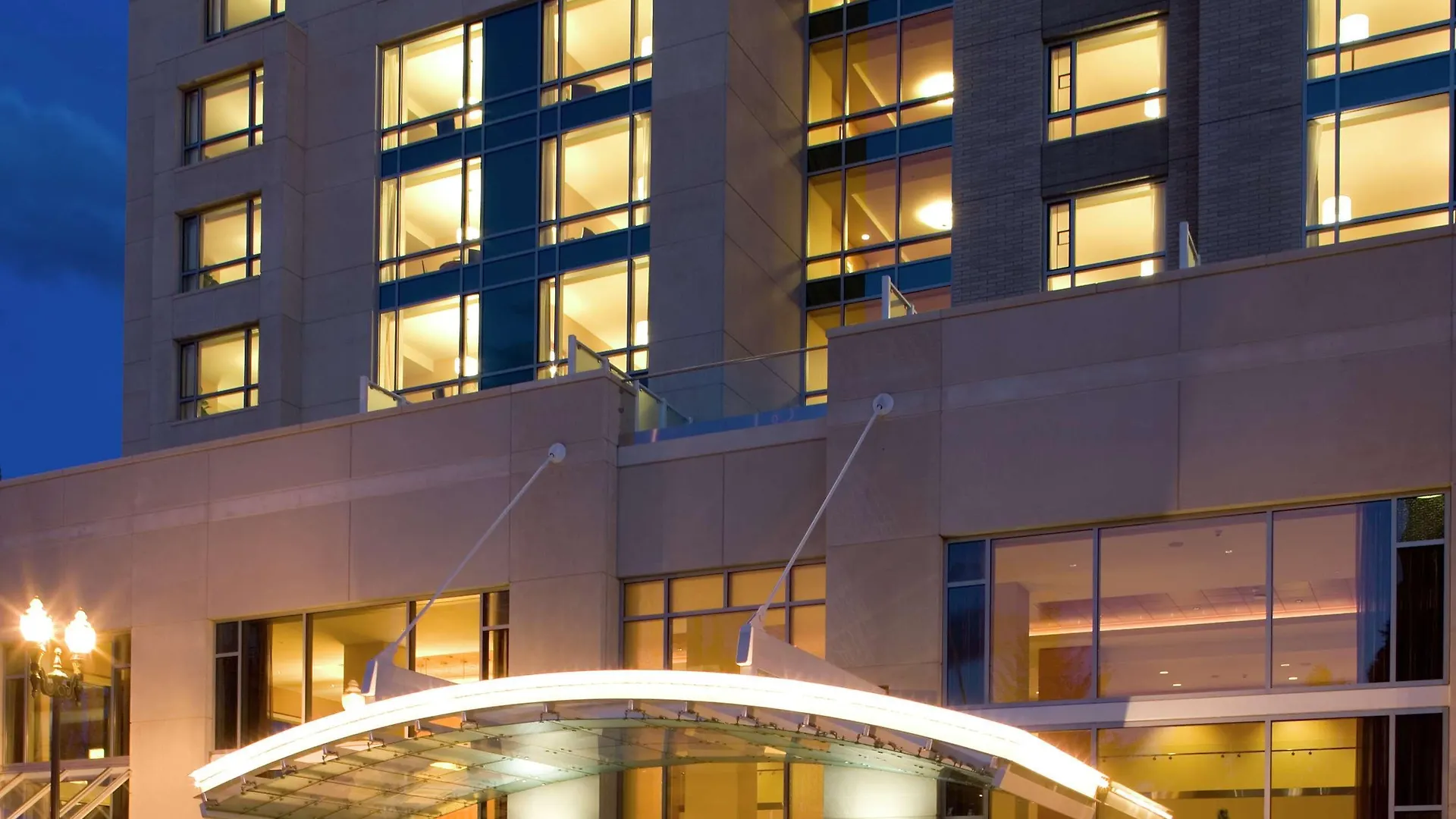 Hilton Vancouver Washington Hotel