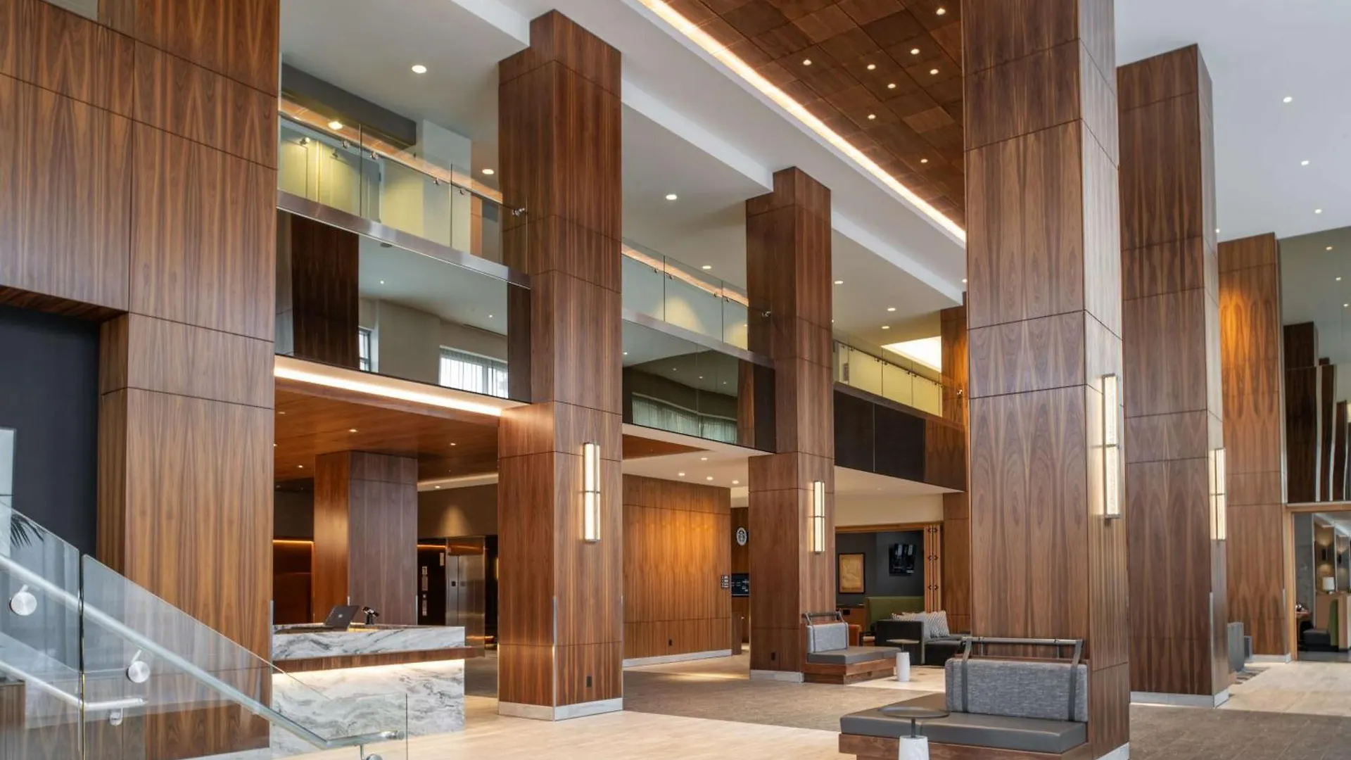 Hilton Vancouver Washington Hotel