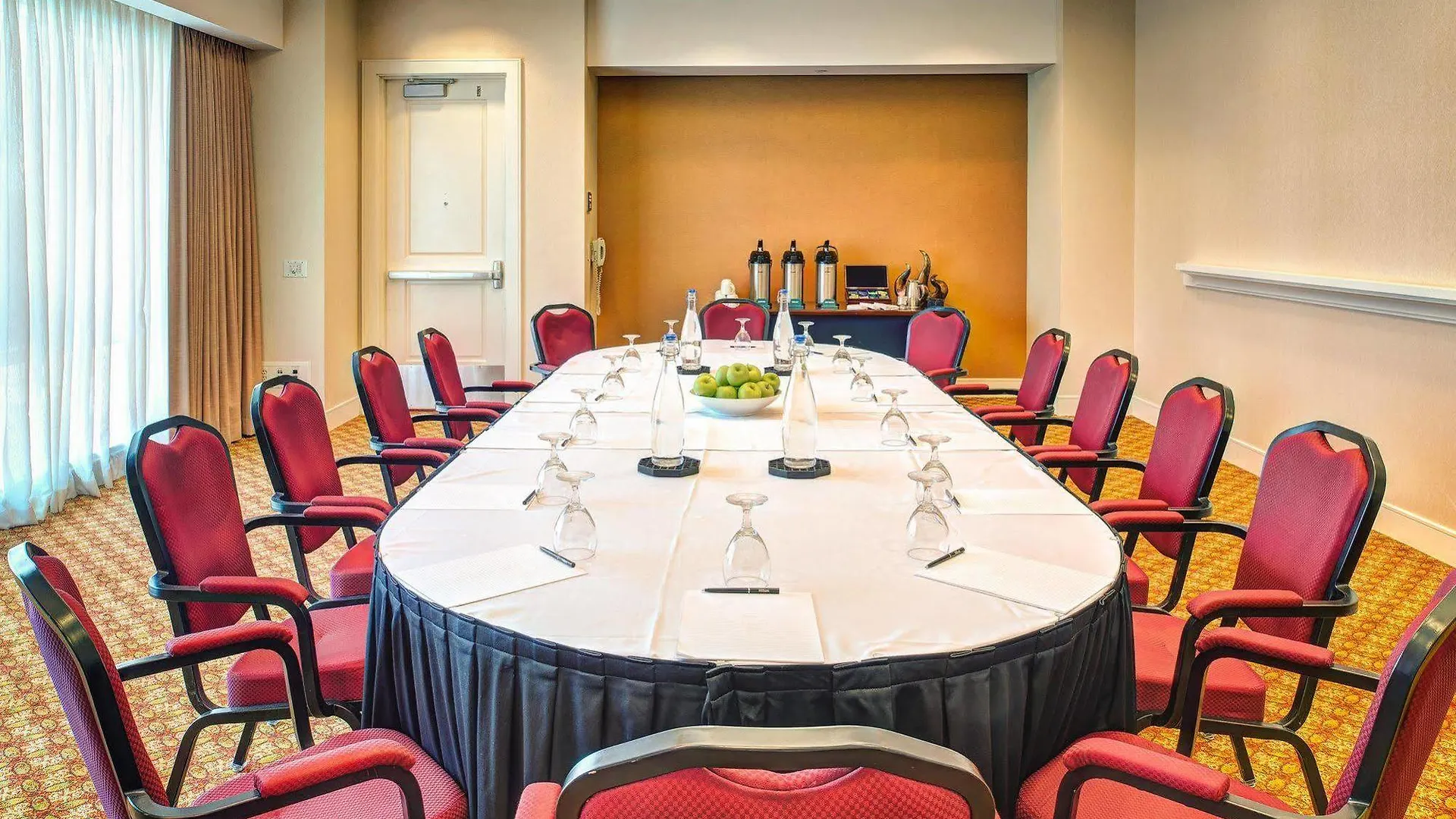 **** Hotel Hilton Vancouver Washington United States